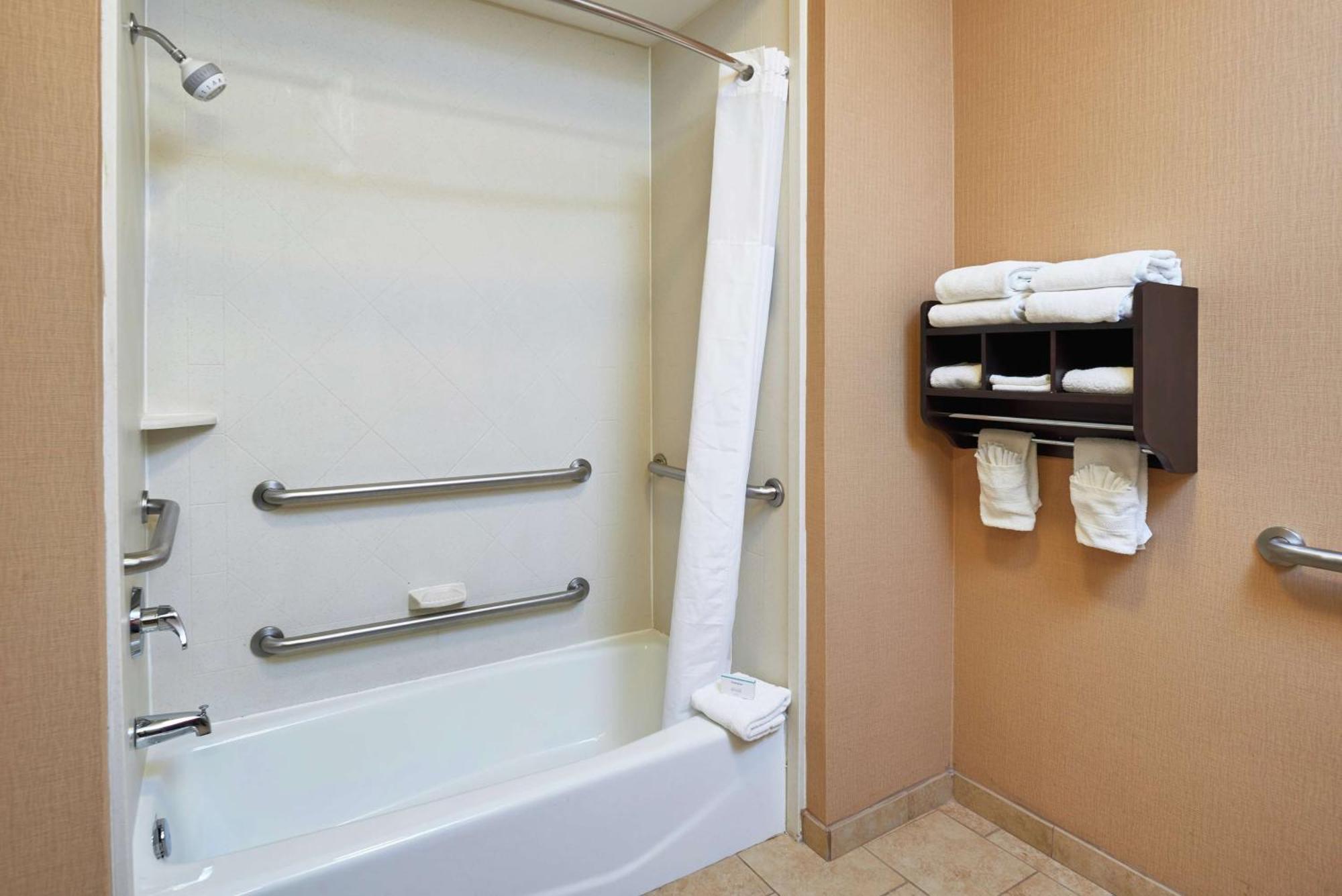 Hampton Inn & Suites Decatur Extérieur photo