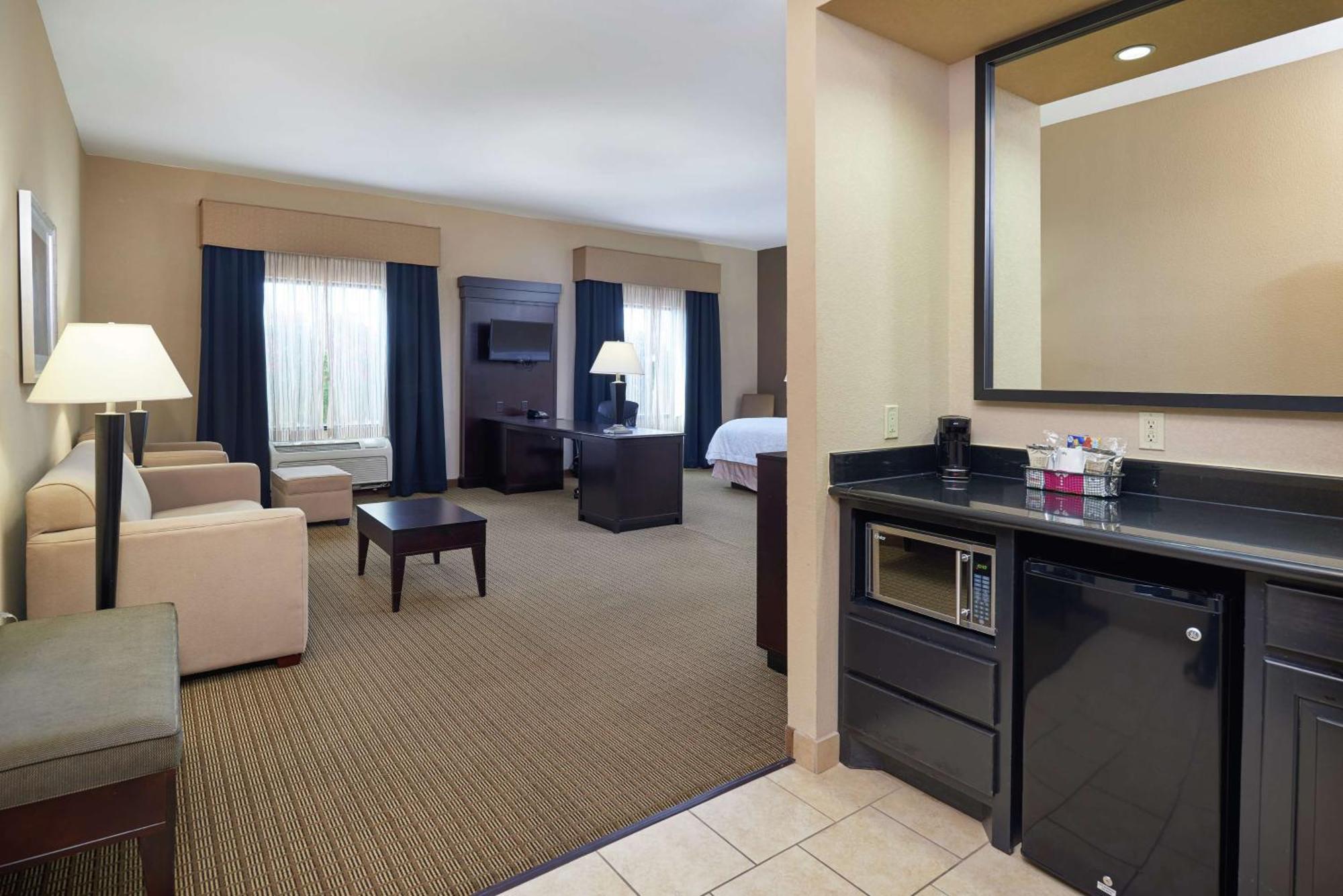 Hampton Inn & Suites Decatur Extérieur photo