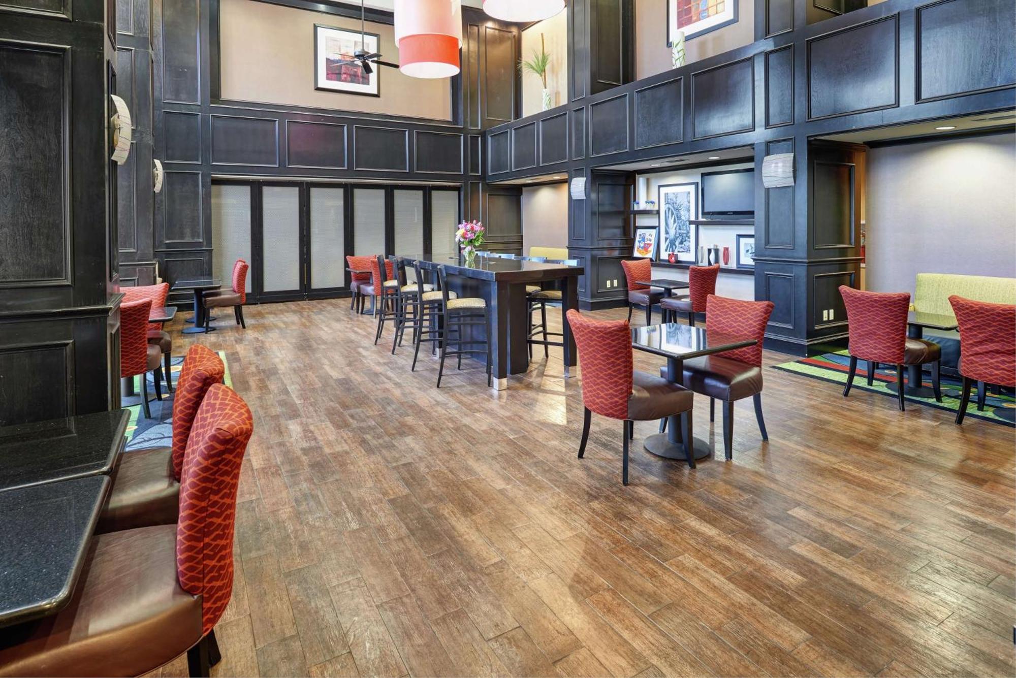 Hampton Inn & Suites Decatur Extérieur photo