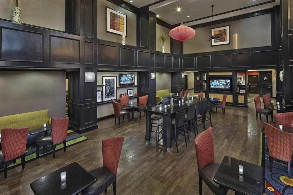 Hampton Inn & Suites Decatur Extérieur photo